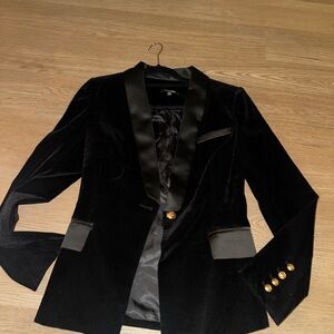 Elegant Black Velvet Blazer